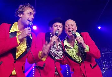 Kermis Volendam 2019, wat een geweldig fenomeen elk jaar weer! Kermis Volendam 2019, wat een geweldig fenomeen elk jaar weer!